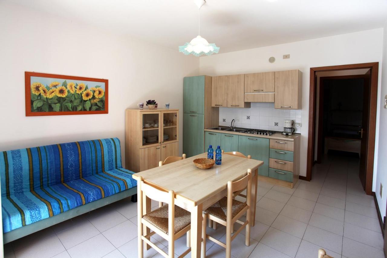 Albatros Apartment กาออร์เล ภายนอก รูปภาพ
