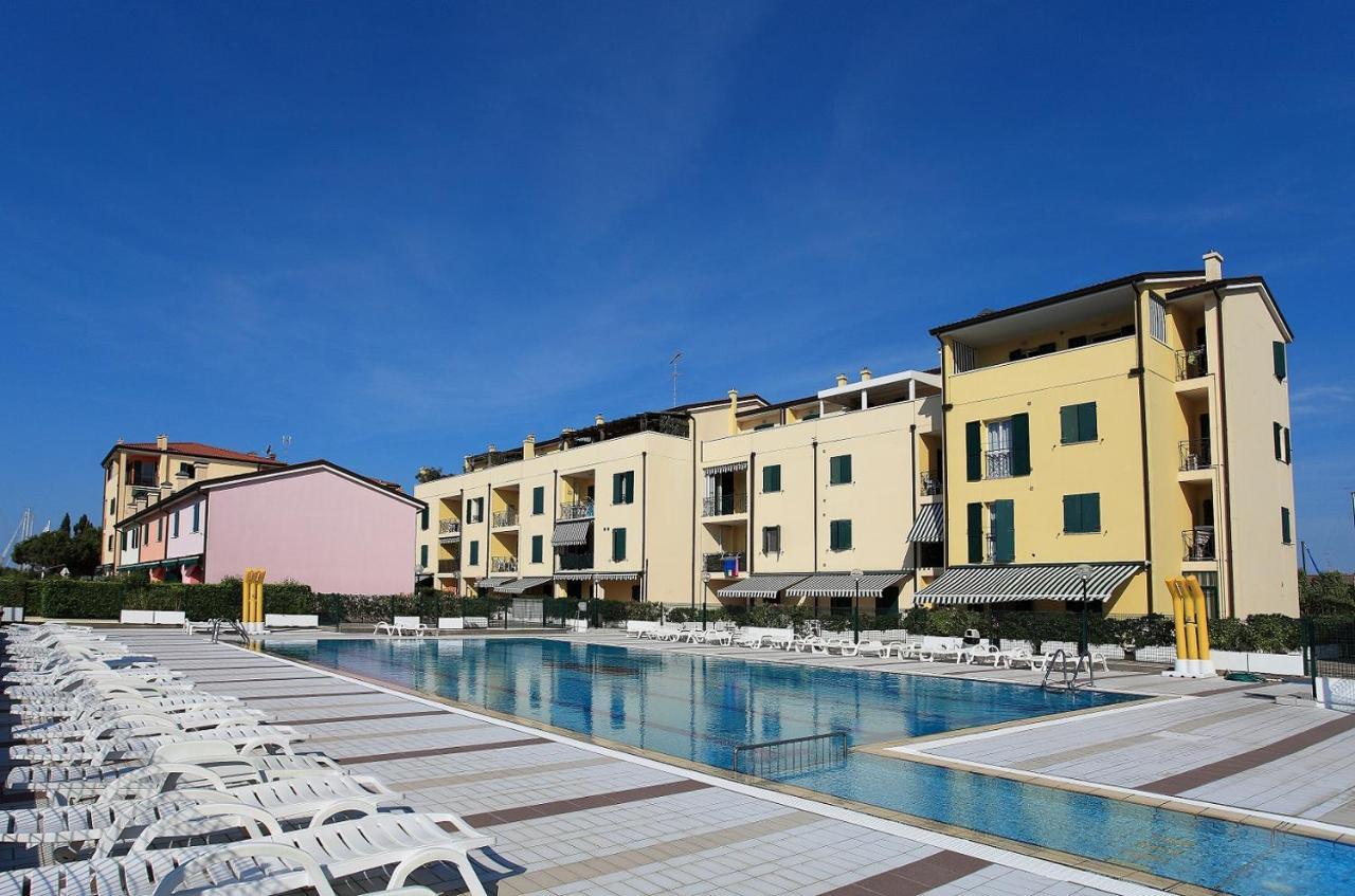 Albatros Apartment กาออร์เล ภายนอก รูปภาพ
