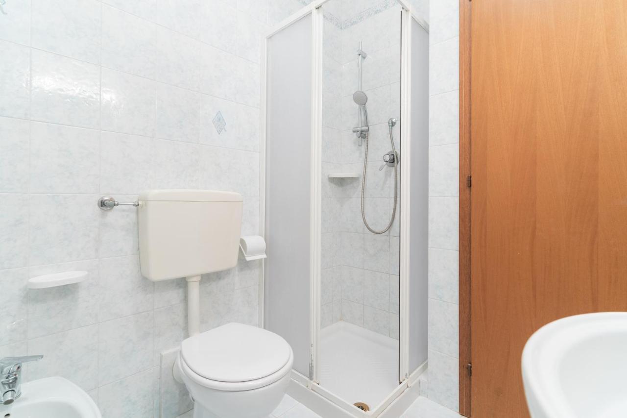 Albatros Apartment กาออร์เล ภายนอก รูปภาพ