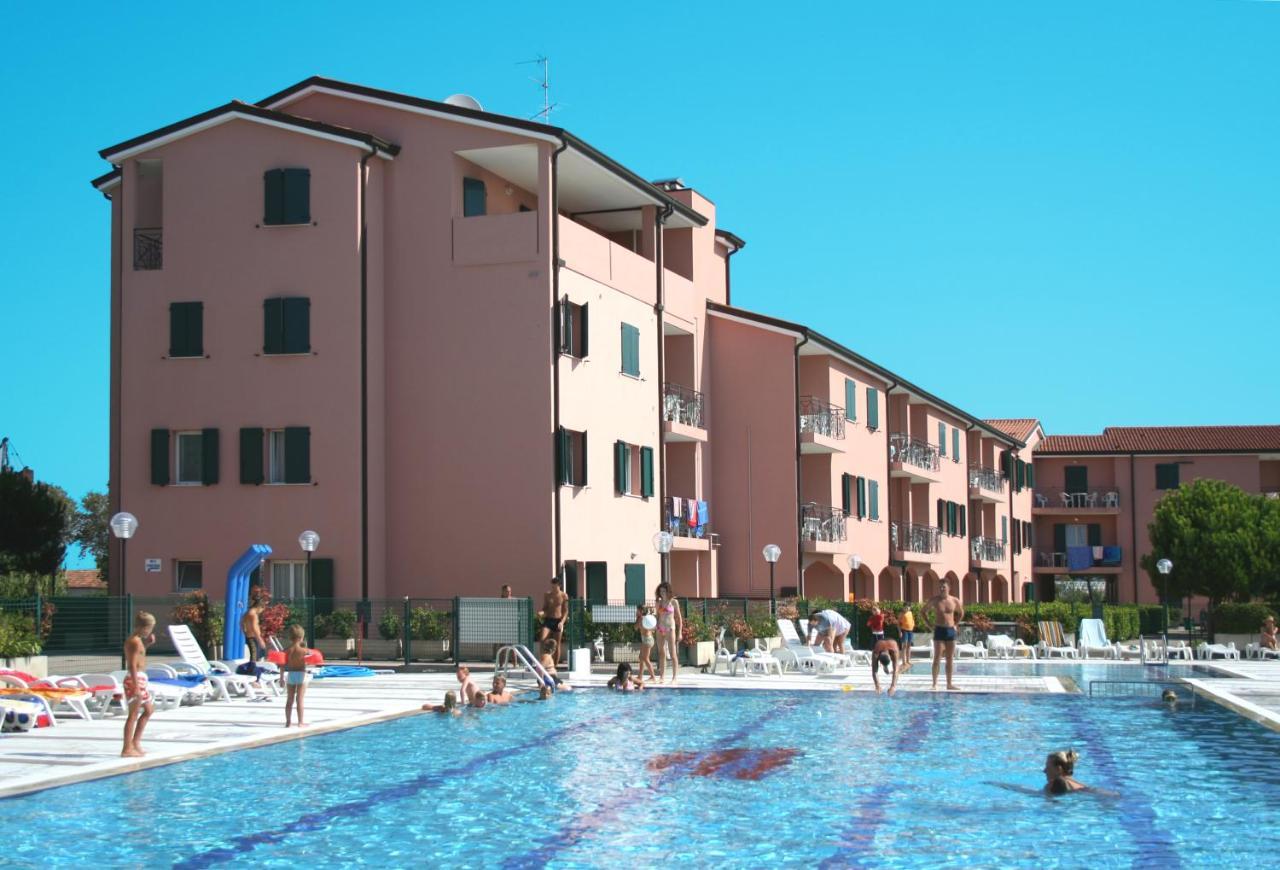 Albatros Apartment กาออร์เล ภายนอก รูปภาพ